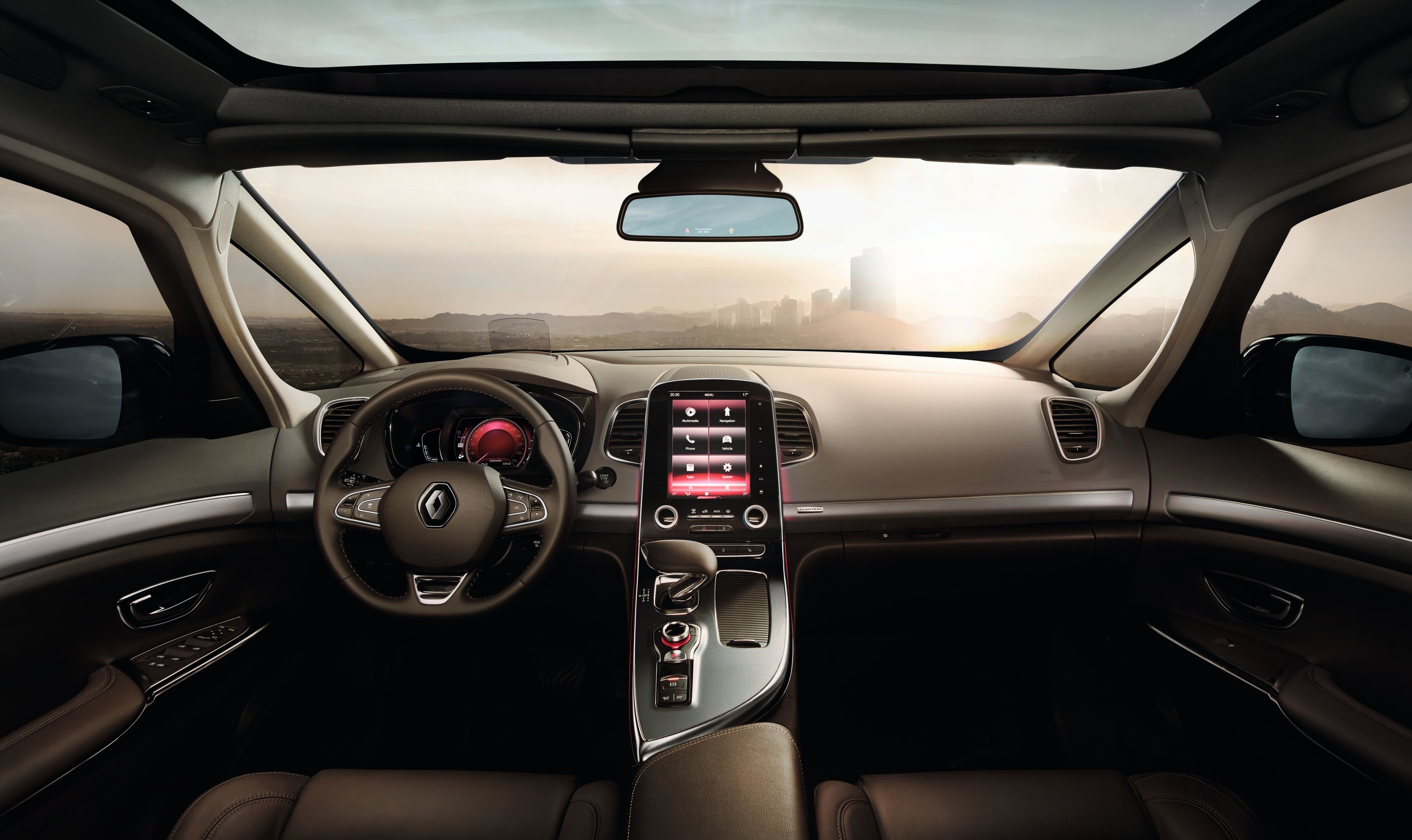 Renault Espace: Viel Platz, innovative Technologien und Allradlenkung