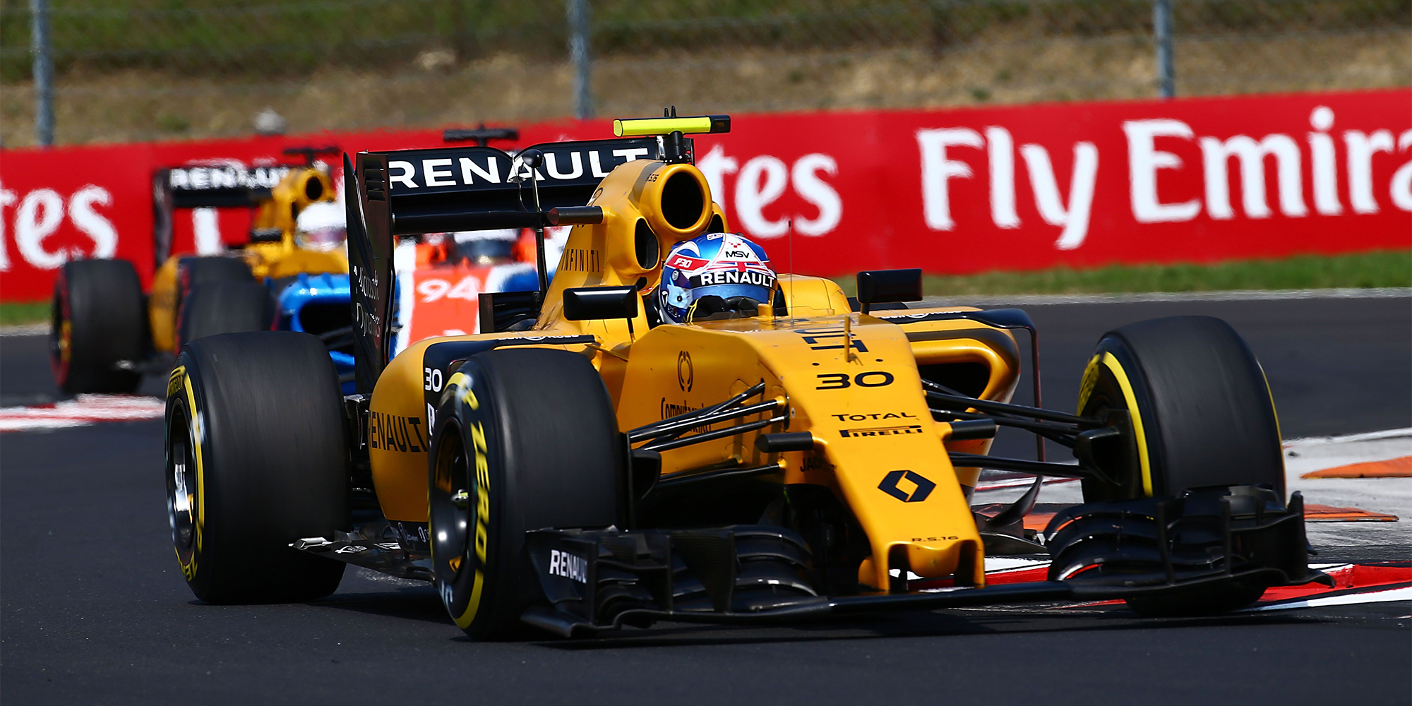Renault Pilot Palmer fährt in Ungarn auf Platz zwölf