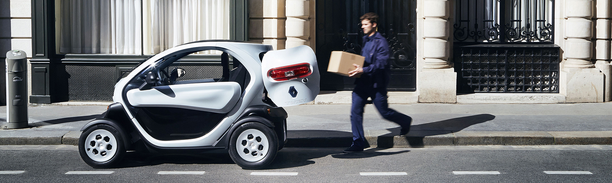 Renault Twizy Kleiner Star In Der Grossen Stadt Renault Welt