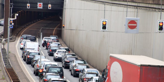 Stau, Panne oder Unfall im Tunnel: Was tun?