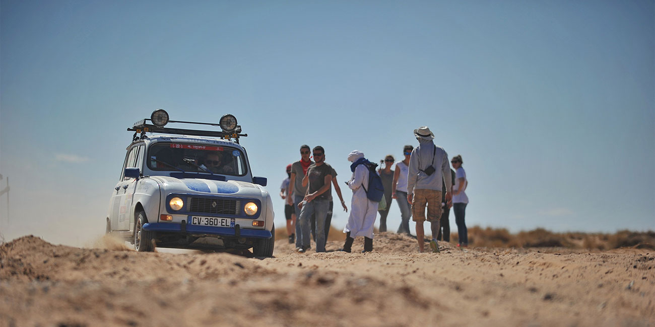 Wüstes Rallye-Abenteuer mit dem R4: Raid 4L Trophy™