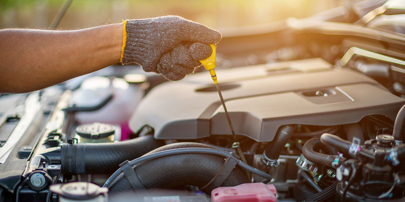 Auto-Öl nachfüllen - darauf sollten Sie achten - CHIP