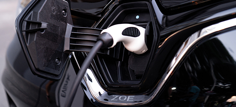 ZOE E-Tech 100% elektrisch: Infos zu Reichweite, Aufladen und Ladezeiten